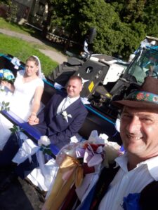 Sipos István vőfély: Indul a traktor...